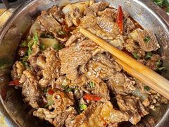 -大众跷脚牛肉馆·非遗传承单位(峨眉山店)