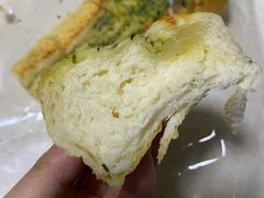 蒜香小法棍-BROAD面包路·欧式面包(龙湖时代C馆店)