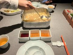 -左庭右院鲜牛肉火锅黑金店(陆家嘴中心店)