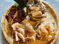 -慢丽江·云南野生菌土鸡锅(付家庄店)