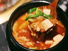 -山川小町·极番烧肉(新地假日广场店)