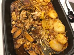 -川渝窈妹纸包鱼·齐齐哈尔烤肉