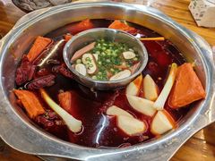 -正南齊北重庆老火锅(光华村直营店)