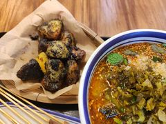 -云阿蛮云南生烫牛肉米线(奉贤路店)