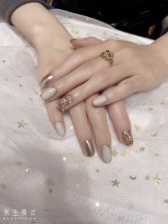 -吉吉靓甲美睫
