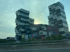 -资和信百货商场