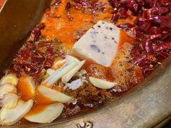 -沸炉重庆老火锅(军事博物馆店)