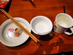-炉小二铜锅牛蛙•川湘菜(三里屯店)