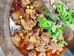 -大众跷脚牛肉馆·非遗传承单位(峨眉山店)