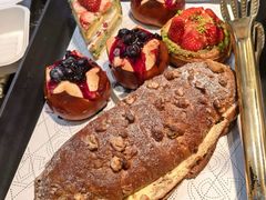 -BUTTERFUL&CREAMOROUS 黄油与面包(三里屯太古里店)