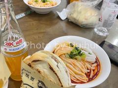 -子午路张记肉夹馍(翠华路店)