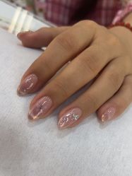 -进巍美甲