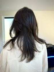 -BULB STUDIO 巴柏明星发型工作室