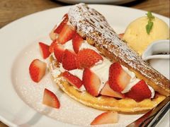 -ROAST coffee & eatery
