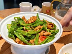 -关东小磨东北菜(上海长风大悦城店)