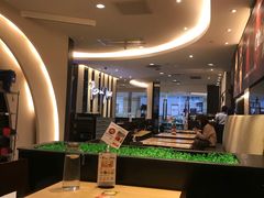 -必胜客(WOW中心城店)