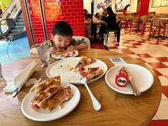 -城市大道红炉披萨烘焙坊