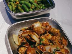 -石牌岭小亮蒸虾•湖北老字号(左岭店)