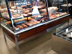 面包甜点陈列柜-巴黎贝甜·生日蛋糕(杭州文二路店)