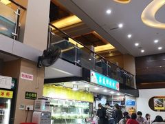 -覃记海鲜美食餐厅