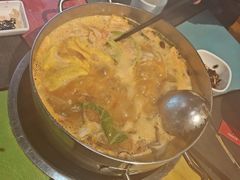 -四季喧黔味豆米火锅(万达广场店)