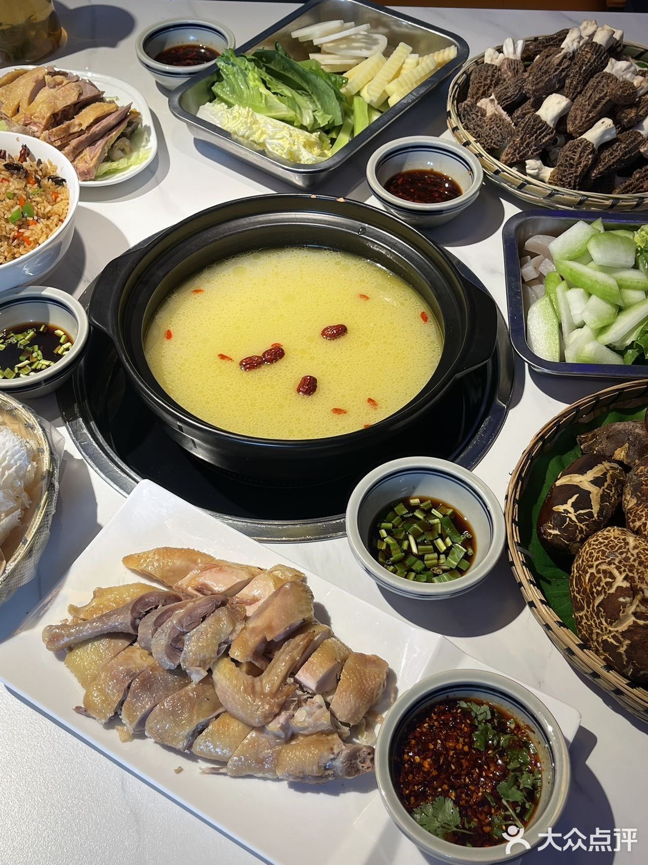 在昆明‼️老鹅汤野生菌火锅🍄