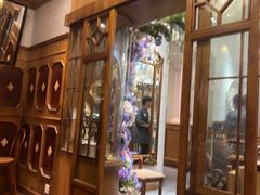 -秘密旅行Bonjour(黑金冠 江南西店)
