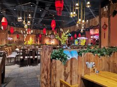 大堂-老滇山寨•云南特色菜•地方菜•民族风情歌舞表演(金碧店)