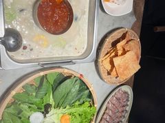 -尚尚仙·酸汤猪手·猪肚鸡火锅(华联万柳购物中心店)