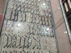 -朱师傅眼镜·蔡司·依视路·尼康(市先进店)