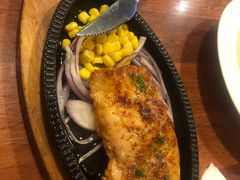 -玛格萝妮比萨屋(陆家浜路店)