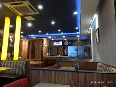 大堂-尊宝比萨(较场口店)