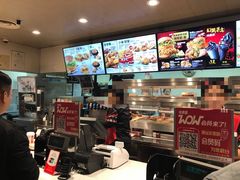 -肯德基(八里台店)