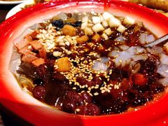 -爆炸头阿姨小四川正宗川味小吃(无任何分店)