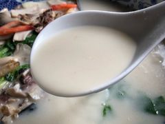 极品鱼头皇-山外山菜馆(玉泉路店)