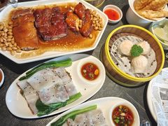 -蝴蝶里·粤菜·点心(滨江龙湖店)