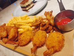 -必胜客(尹山湖歌林公园店)