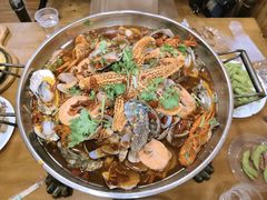 老东镇海鲜大咖-老东镇啤酒屋海鲜加工·蒸汽海鲜·海鲜烧烤(台东店)