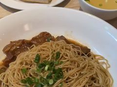 -滋味满屋美食坊(上海街店)