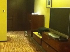 sharp电视-上海龙之梦万丽酒店