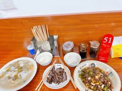 -何永光123鲜牛肉馆(1号店)