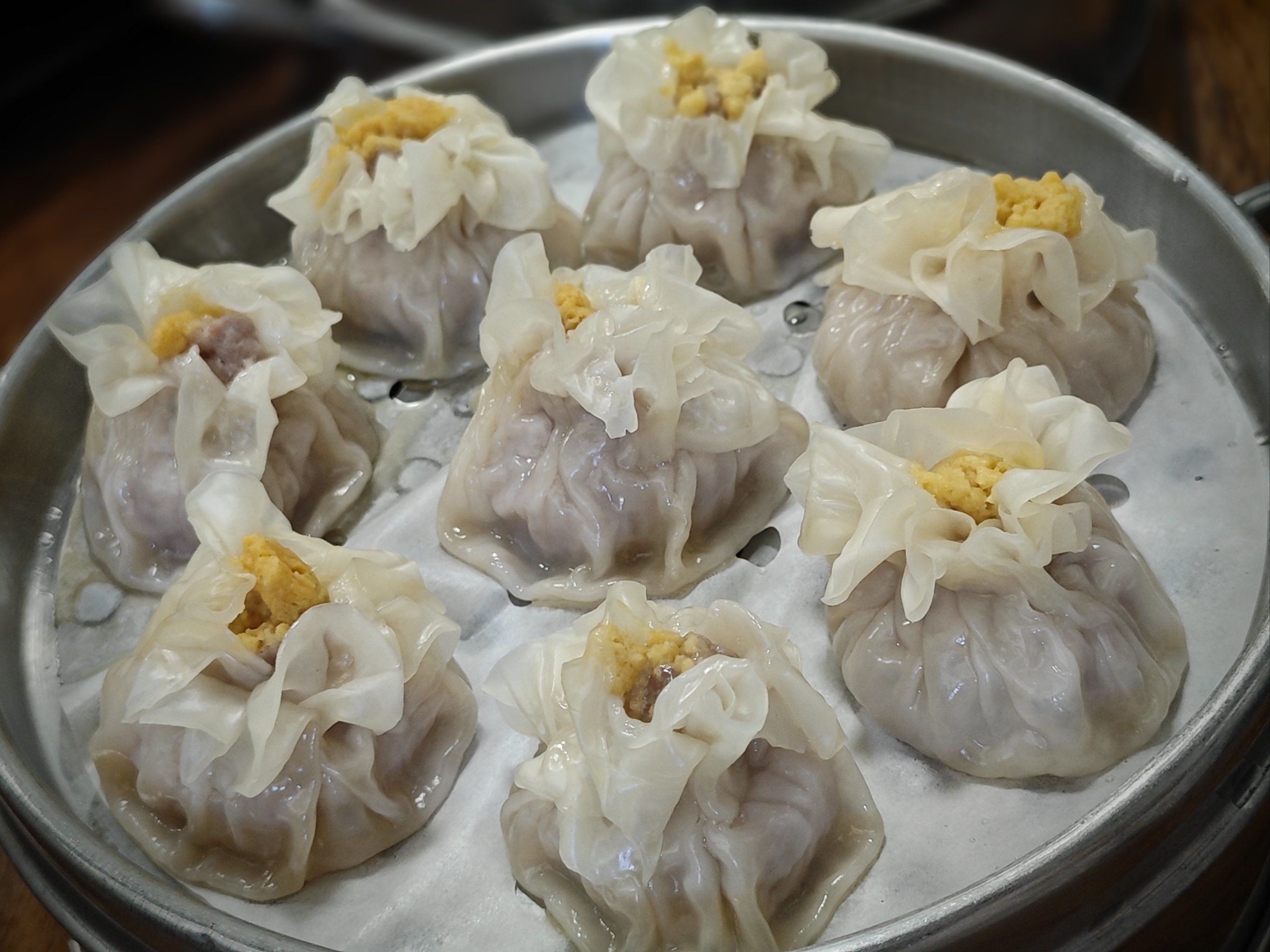 今天尝了最正宗的肉烧麦