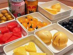 -涨巢·潮玩水疗局