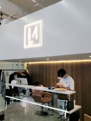 -I+造型烫发染发