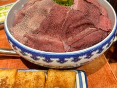 -周小明火锅(黑金冠社区店)