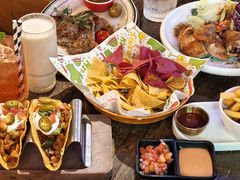 -Famous肥猫墨西哥音乐餐吧(五棵松华熙LIVE店)