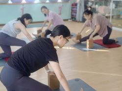 -爱尔乐美孕产瑜伽·普拉提