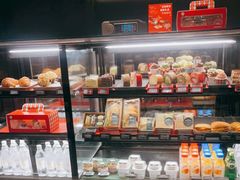 面包甜点陈列柜-星巴克(宝山万达店)