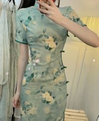 -租旗袍租礼服馆