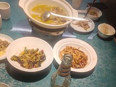 -呷湘厨·鱼汤捞饭·剁椒鱼头·辣椒炒肉(国家会展中心店)